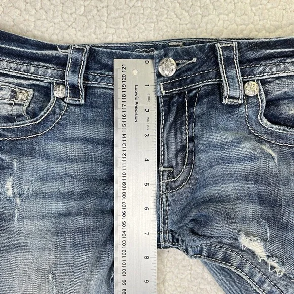 Miss Me Jeans Women's Size 27 (Actual 31x27) Blue Signature Crop Embellished - Picture 12 of 14